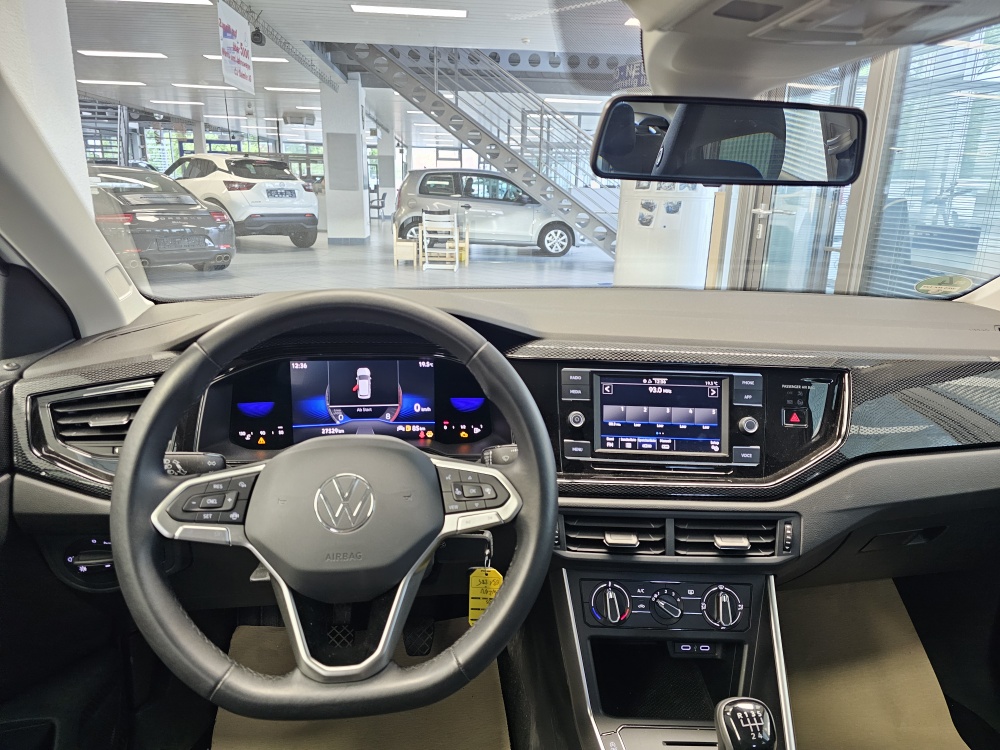 VW Polo  bei Hoffmann Automobile in Wolfsburg kaufen und sofort mitnehmen - Bild 12
