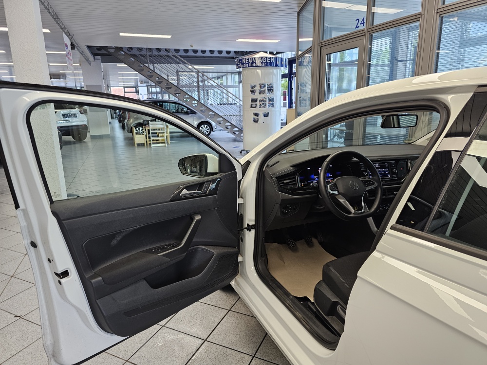 VW Polo  bei Hoffmann Automobile in Wolfsburg kaufen und sofort mitnehmen - Bild 15