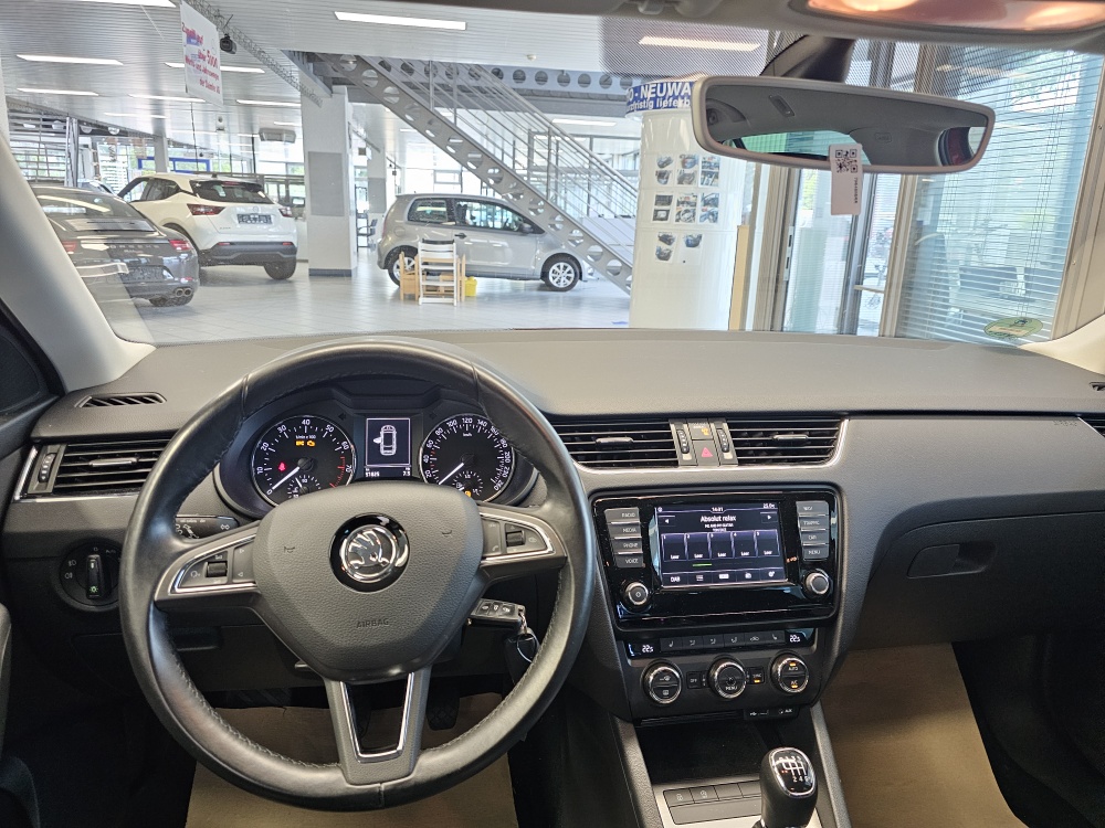Skoda Octavia Combi  bei Hoffmann Automobile in Wolfsburg kaufen und sofort mitnehmen - Bild 12