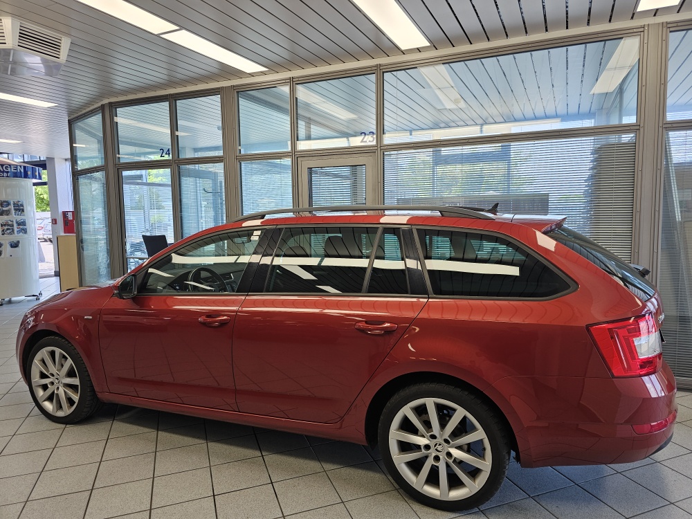 Skoda Octavia Combi  bei Hoffmann Automobile in Wolfsburg kaufen und sofort mitnehmen - Bild 16