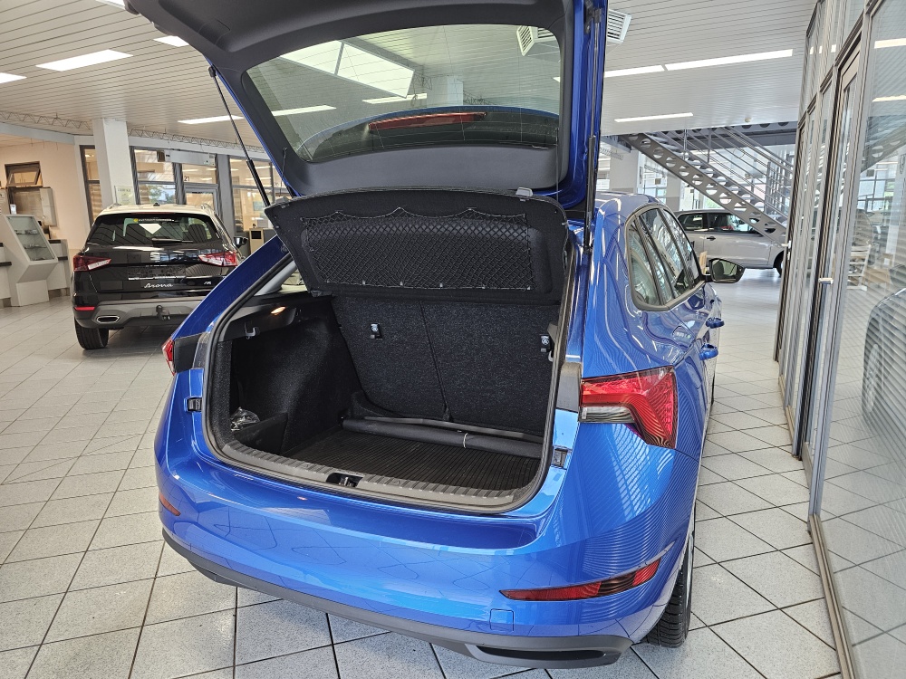 Skoda Scala  bei Hoffmann Automobile in Wolfsburg kaufen und sofort mitnehmen - Bild 2