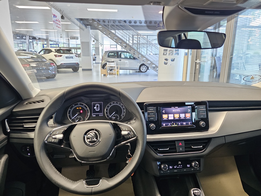Skoda Scala  bei Hoffmann Automobile in Wolfsburg kaufen und sofort mitnehmen - Bild 10
