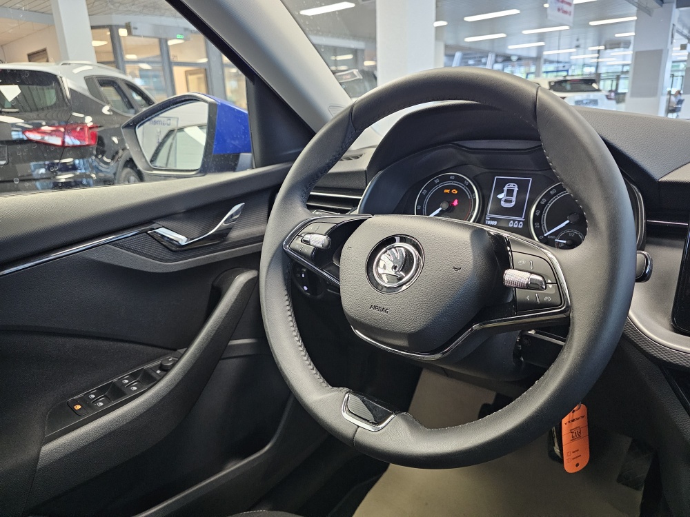 Skoda Scala  bei Hoffmann Automobile in Wolfsburg kaufen und sofort mitnehmen - Bild 9