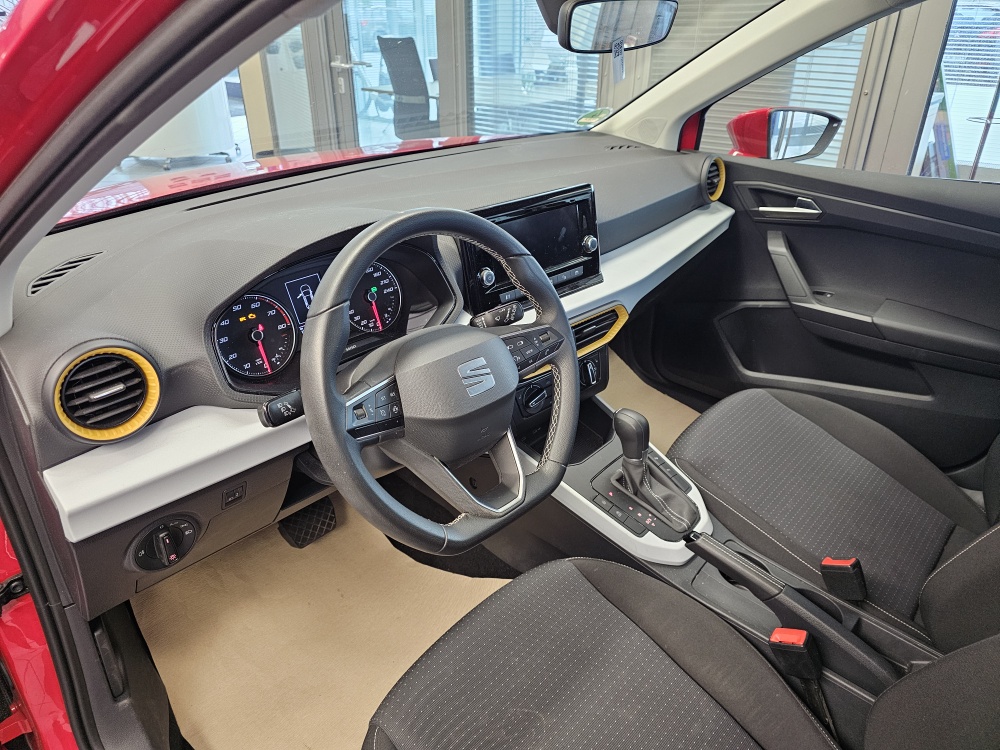 Seat Arona  bei Hoffmann Automobile in Wolfsburg kaufen und sofort mitnehmen - Bild 9