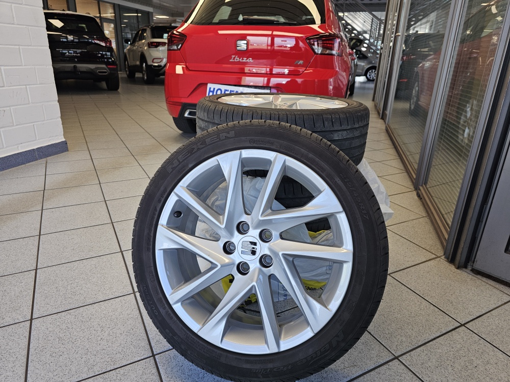 Seat Ibiza  bei Hoffmann Automobile in Wolfsburg kaufen und sofort mitnehmen - Bild 3