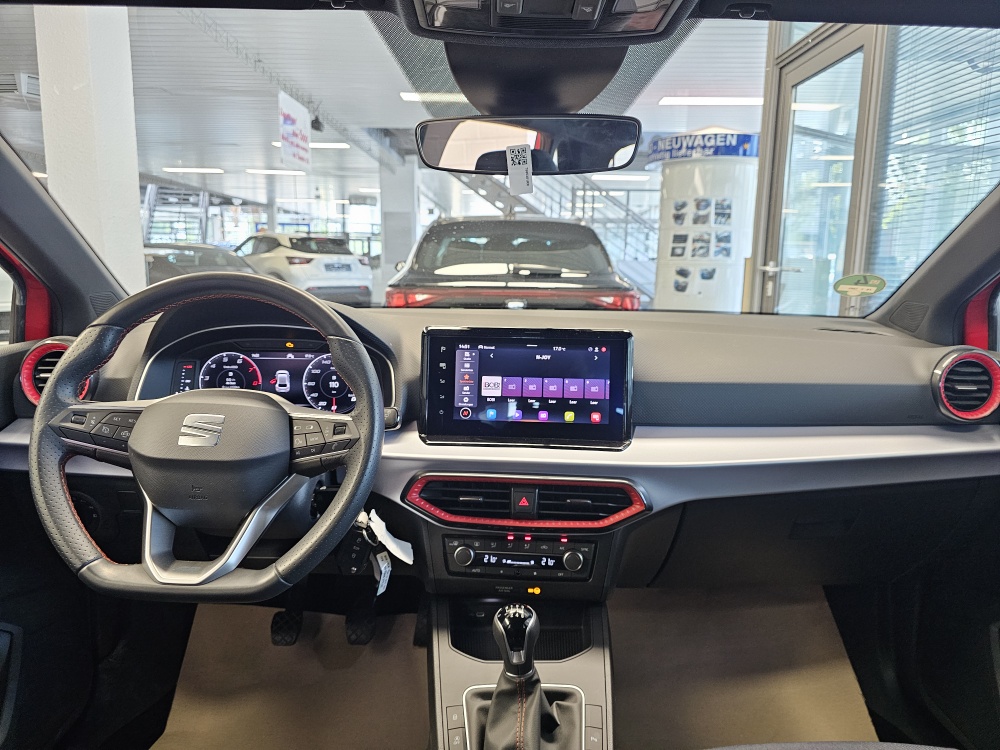 Seat Ibiza  bei Hoffmann Automobile in Wolfsburg kaufen und sofort mitnehmen - Bild 6