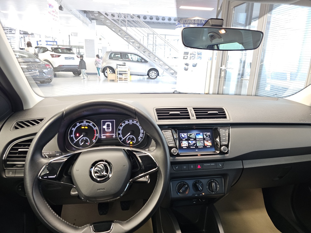 Skoda Fabia Combi  bei Hoffmann Automobile in Wolfsburg kaufen und sofort mitnehmen - Bild 10