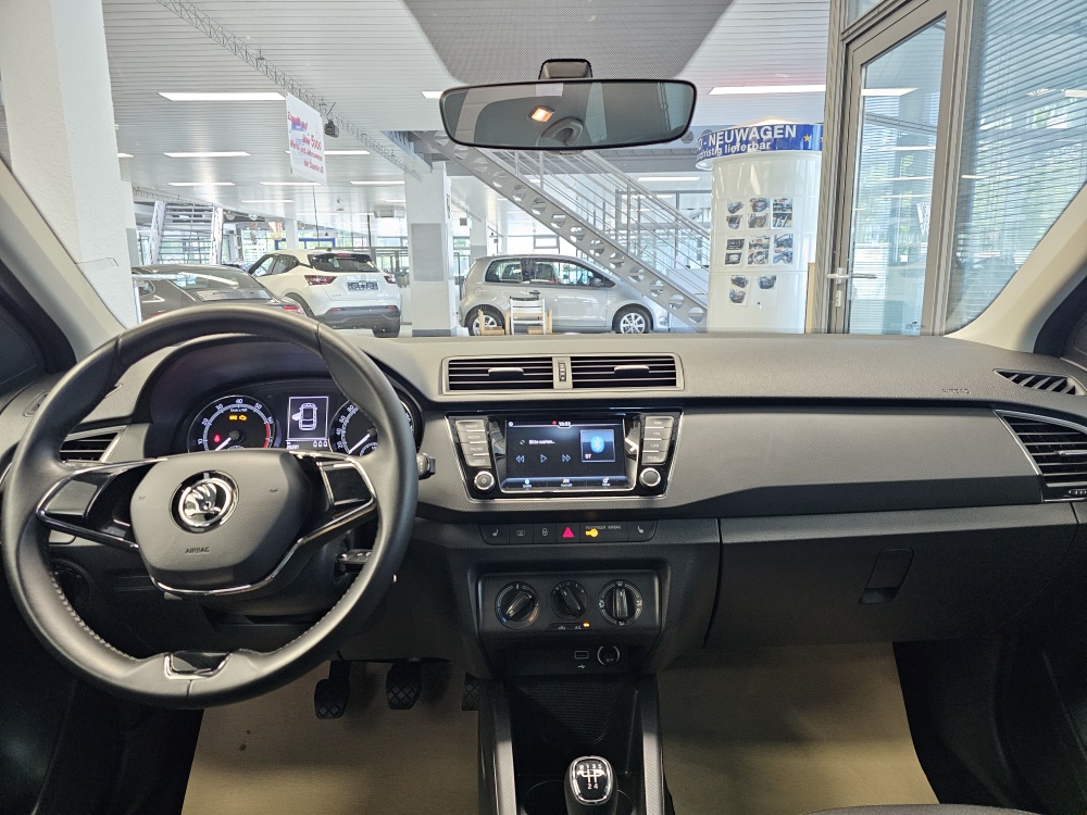 Skoda Fabia Combi  bei Hoffmann Automobile in Wolfsburg kaufen und sofort mitnehmen - Bild 5