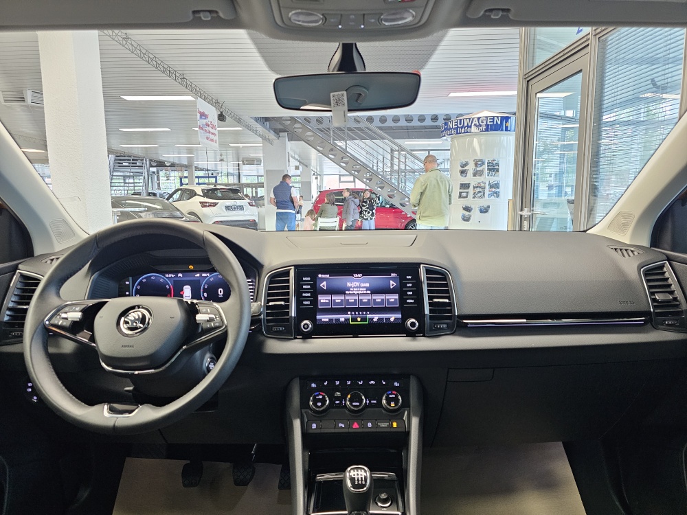Skoda Karoq  bei Hoffmann Automobile in Wolfsburg kaufen und sofort mitnehmen - Bild 7