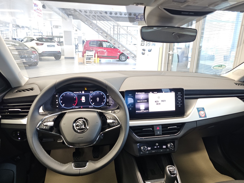 Skoda Scala  bei Hoffmann Automobile in Wolfsburg kaufen und sofort mitnehmen - Bild 17
