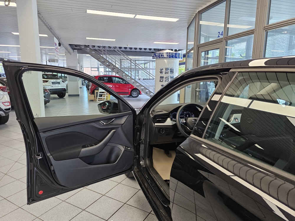 Skoda Scala  bei Hoffmann Automobile in Wolfsburg kaufen und sofort mitnehmen - Bild 20