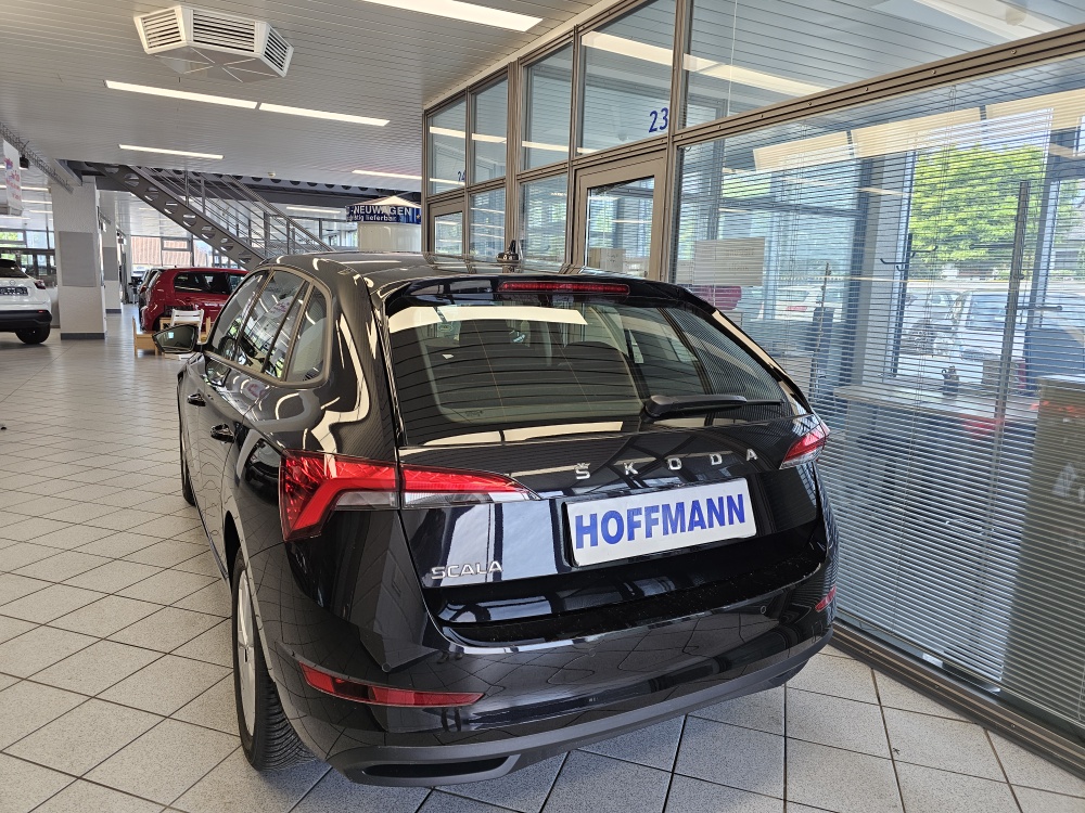 Skoda Scala  bei Hoffmann Automobile in Wolfsburg kaufen und sofort mitnehmen - Bild 4