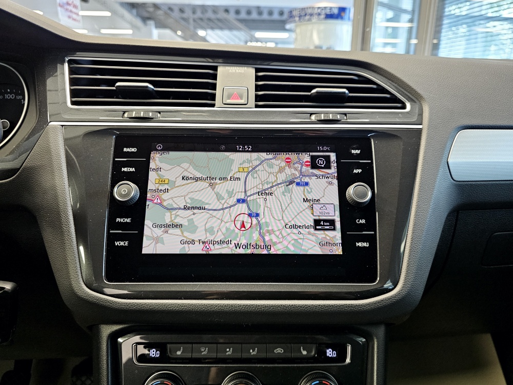VW Tiguan  bei Hoffmann Automobile in Wolfsburg kaufen und sofort mitnehmen - Bild 9