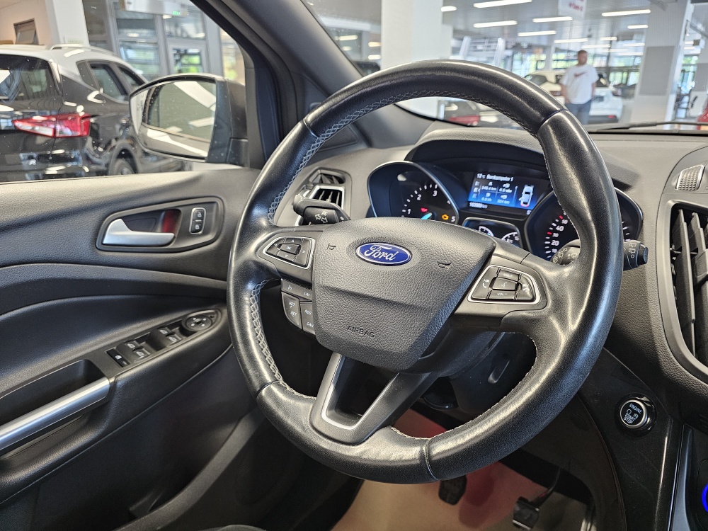 Ford Kuga  bei Hoffmann Automobile in Wolfsburg kaufen und sofort mitnehmen - Bild 12