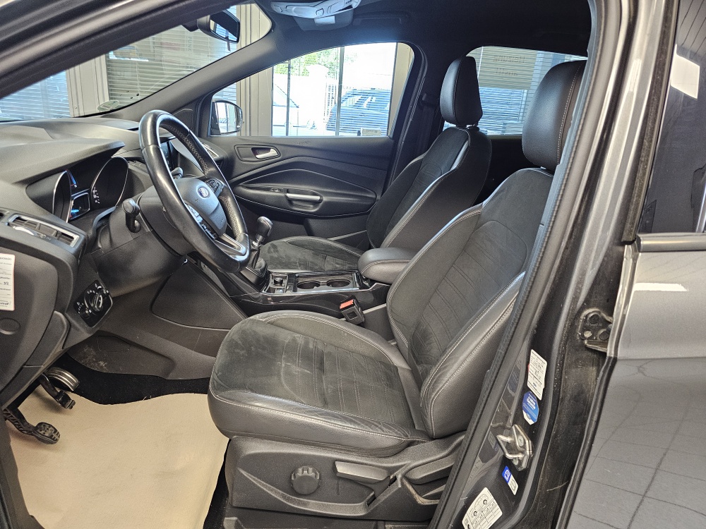Ford Kuga  bei Hoffmann Automobile in Wolfsburg kaufen und sofort mitnehmen - Bild 15