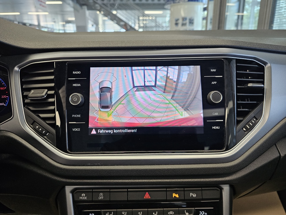 VW T-Roc  bei Hoffmann Automobile in Wolfsburg kaufen und sofort mitnehmen - Bild 14