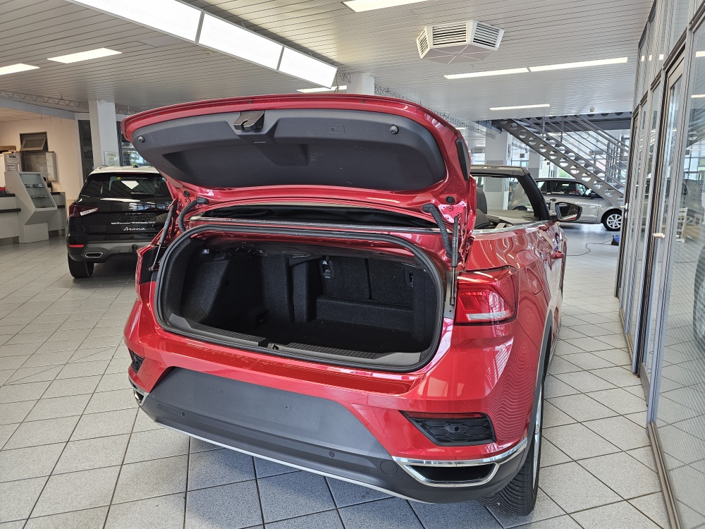 VW T-Roc  bei Hoffmann Automobile in Wolfsburg kaufen und sofort mitnehmen - Bild 2