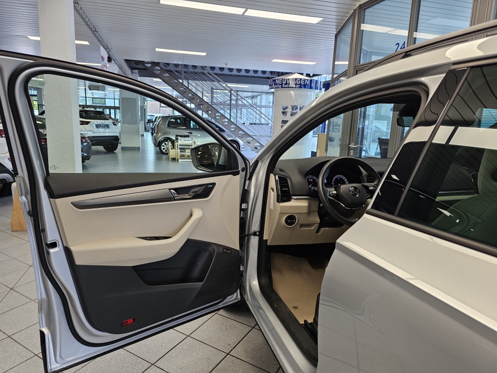 Skoda Karoq  bei Hoffmann Automobile in Wolfsburg kaufen und sofort mitnehmen - Bild 17