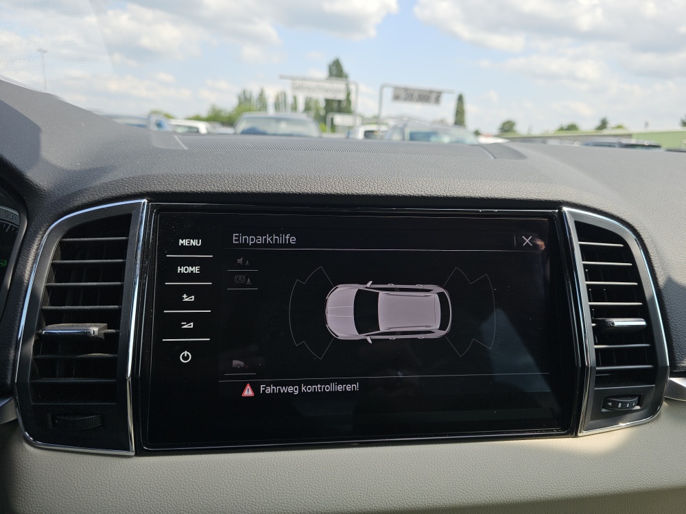 Skoda Karoq  bei Hoffmann Automobile in Wolfsburg kaufen und sofort mitnehmen - Bild 28
