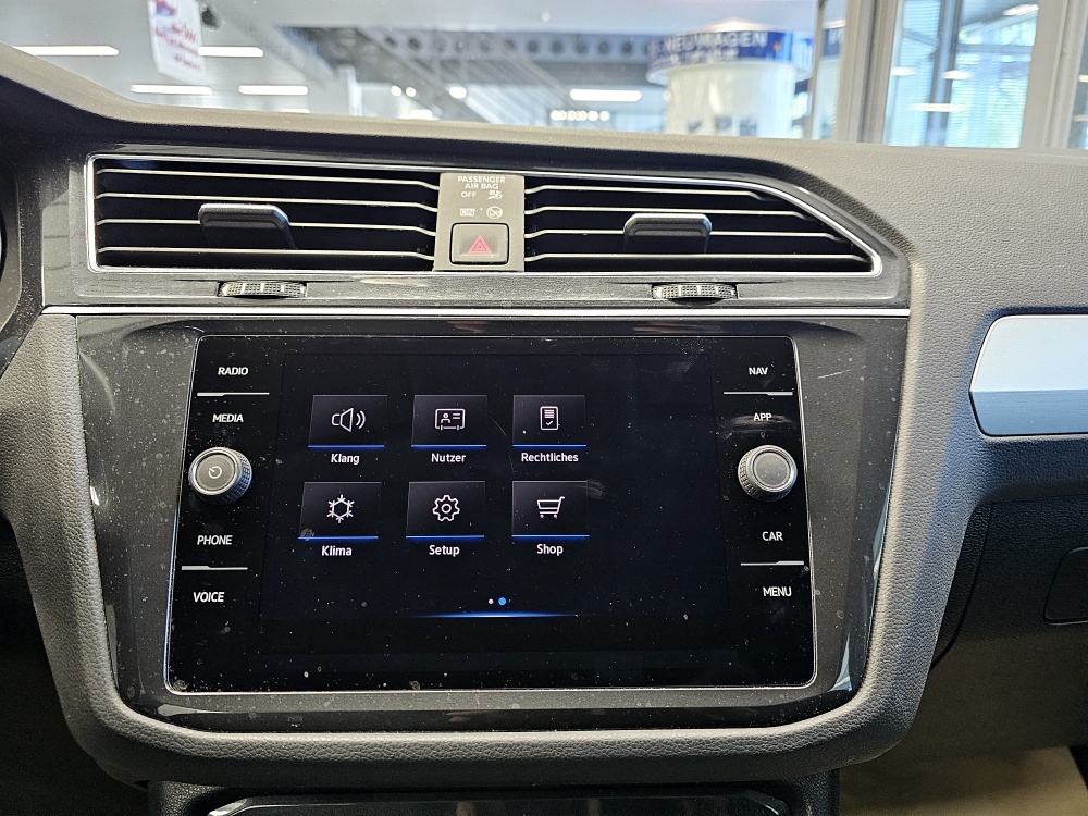 VW Tiguan  bei Hoffmann Automobile in Wolfsburg kaufen und sofort mitnehmen - Bild 12