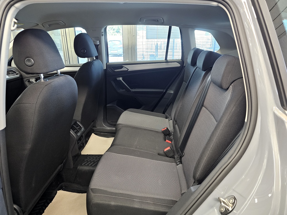 VW Tiguan  bei Hoffmann Automobile in Wolfsburg kaufen und sofort mitnehmen - Bild 5