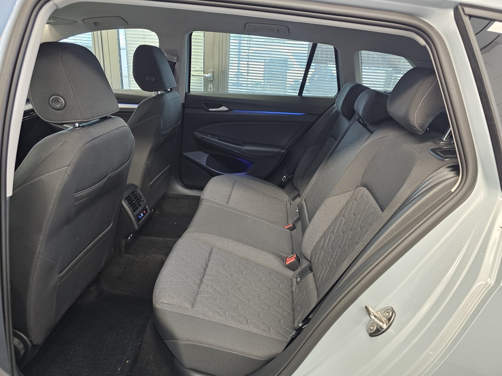 VW Golf Variant  bei Hoffmann Automobile in Wolfsburg kaufen und sofort mitnehmen - Bild 5