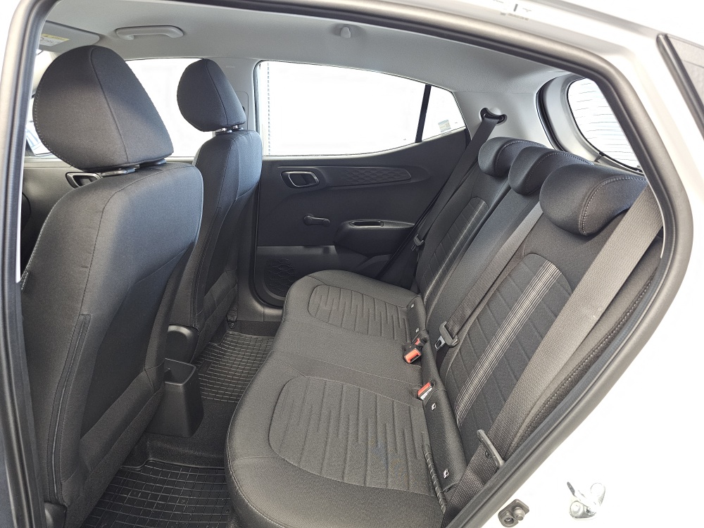 Hyundai i10  bei Hoffmann Automobile in Wolfsburg kaufen und sofort mitnehmen - Bild 4