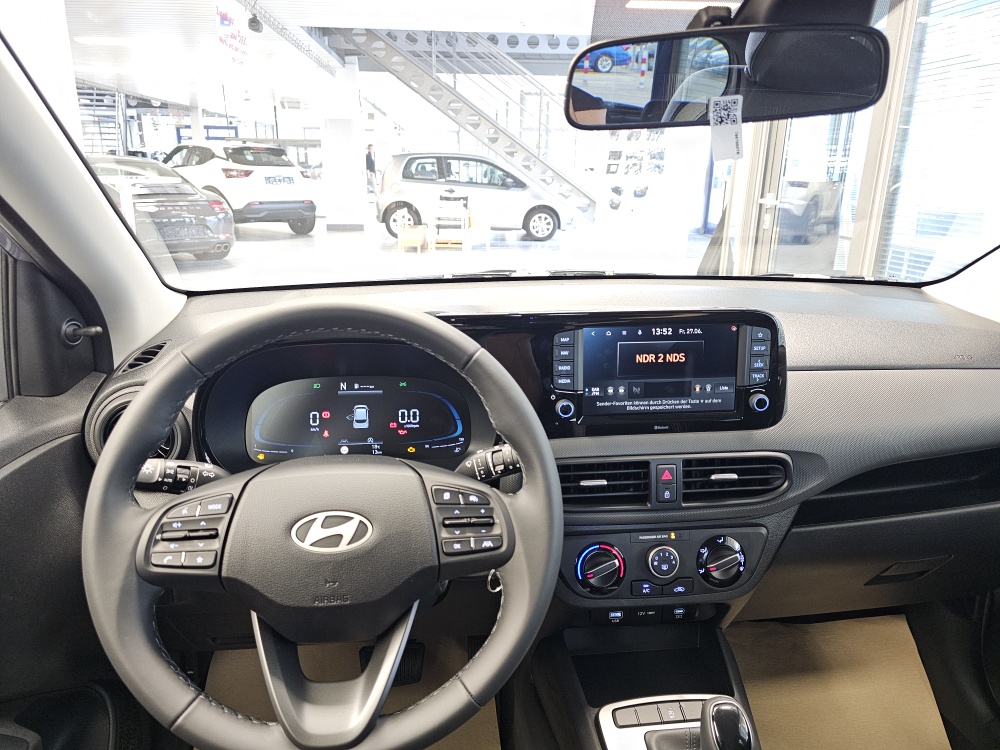 Hyundai i10  bei Hoffmann Automobile in Wolfsburg kaufen und sofort mitnehmen - Bild 12