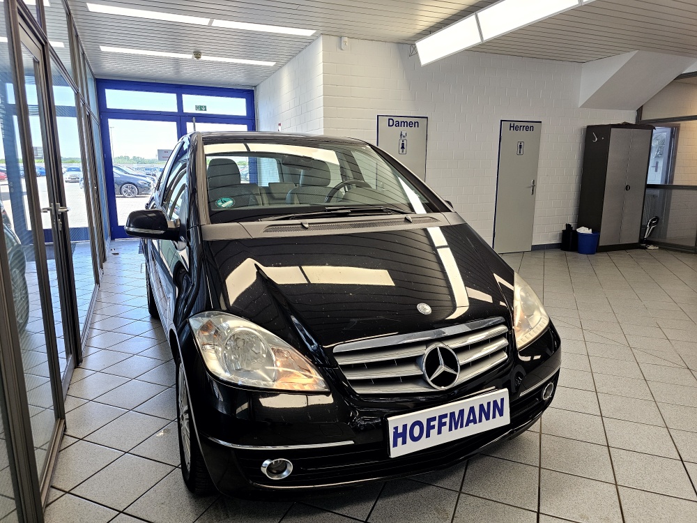 Mercedes-Benz A 180  bei Hoffmann Automobile in Wolfsburg kaufen und sofort mitnehmen - Bild 17