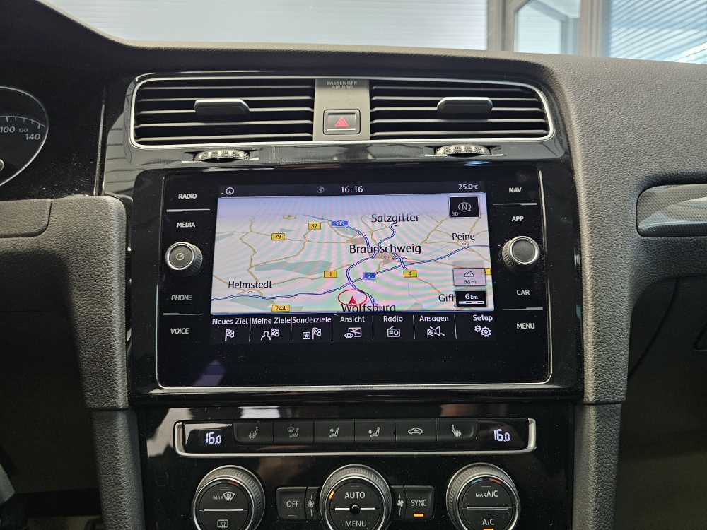 VW Golf Variant  bei Hoffmann Automobile in Wolfsburg kaufen und sofort mitnehmen - Bild 10