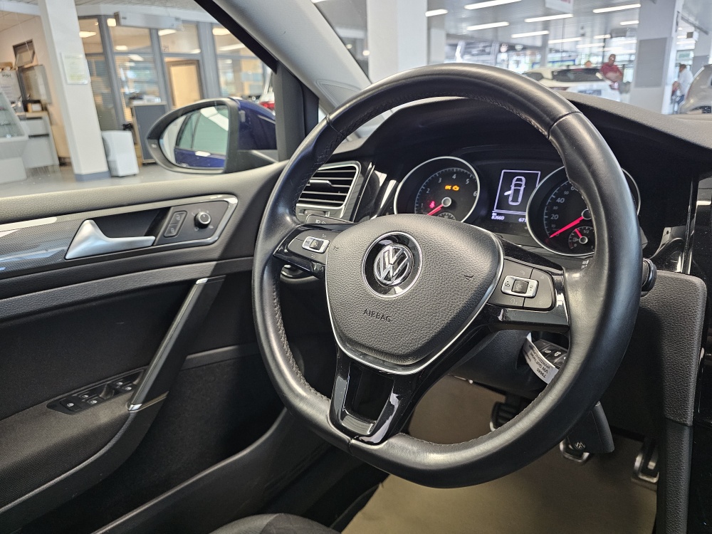 VW Golf Variant  bei Hoffmann Automobile in Wolfsburg kaufen und sofort mitnehmen - Bild 14