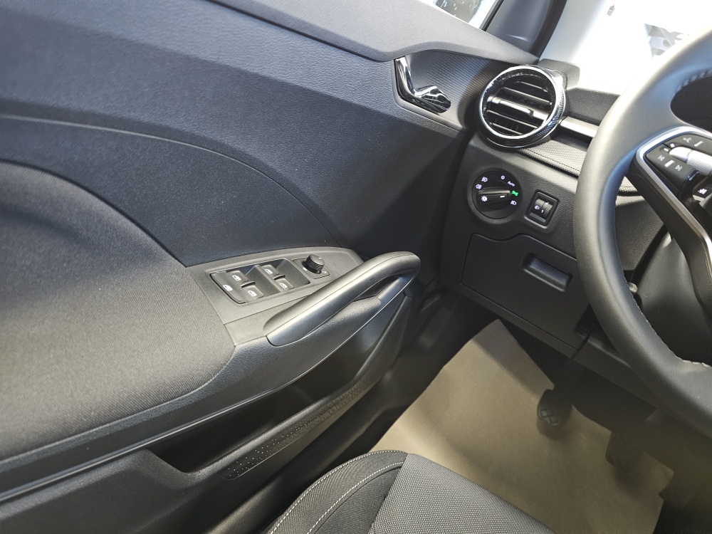 Skoda Fabia  bei Hoffmann Automobile in Wolfsburg kaufen und sofort mitnehmen - Bild 17