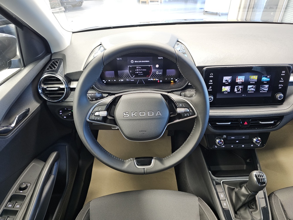 Skoda Fabia  bei Hoffmann Automobile in Wolfsburg kaufen und sofort mitnehmen - Bild 18