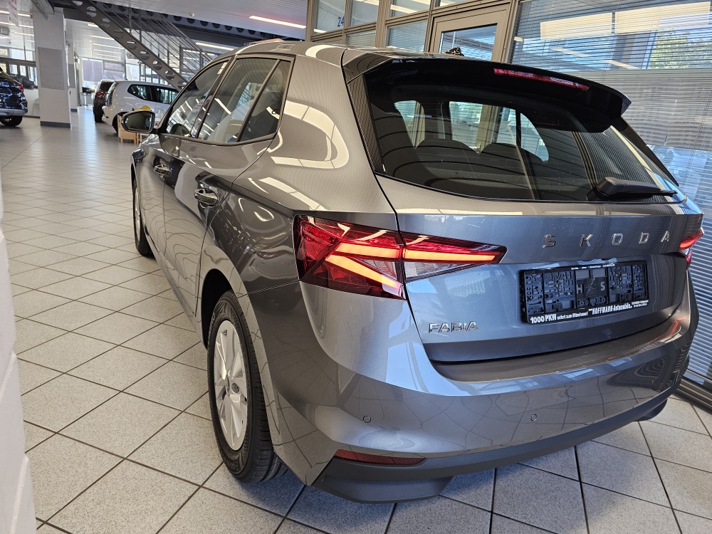 Skoda Fabia  bei Hoffmann Automobile in Wolfsburg kaufen und sofort mitnehmen - Bild 3