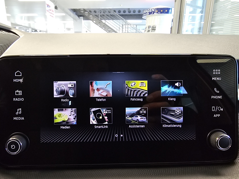 Skoda Fabia  bei Hoffmann Automobile in Wolfsburg kaufen und sofort mitnehmen - Bild 8