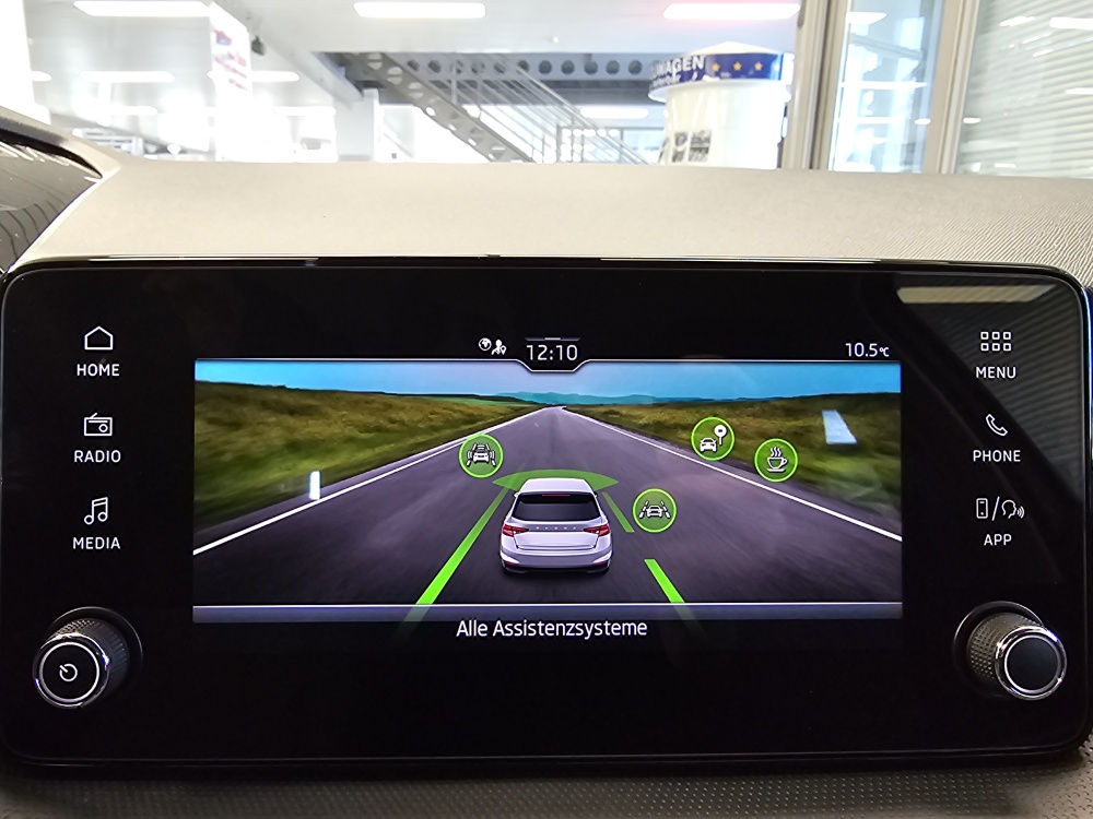 Skoda Fabia  bei Hoffmann Automobile in Wolfsburg kaufen und sofort mitnehmen - Bild 13