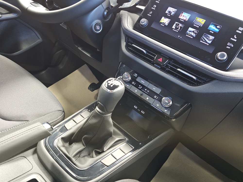 Skoda Fabia  bei Hoffmann Automobile in Wolfsburg kaufen und sofort mitnehmen - Bild 6