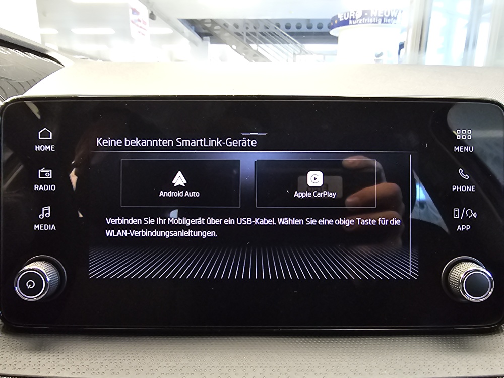 Skoda Fabia  bei Hoffmann Automobile in Wolfsburg kaufen und sofort mitnehmen - Bild 12