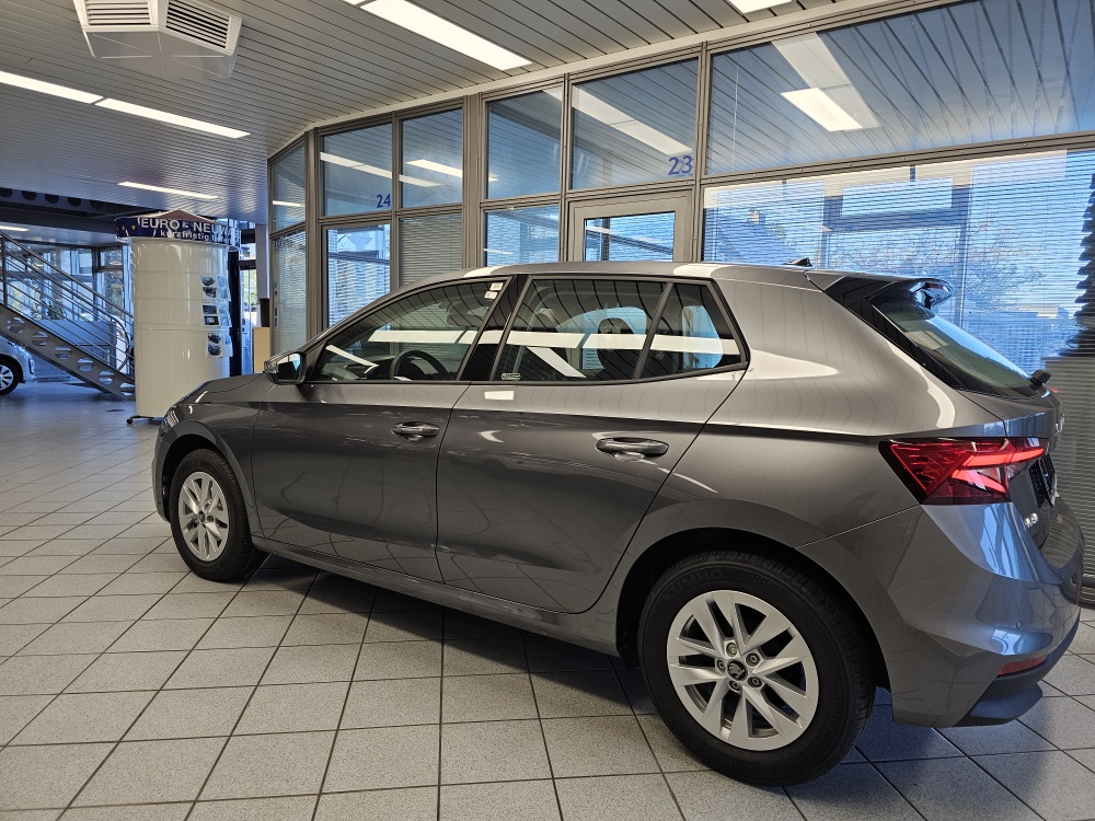 Skoda Fabia  bei Hoffmann Automobile in Wolfsburg kaufen und sofort mitnehmen - Bild 23