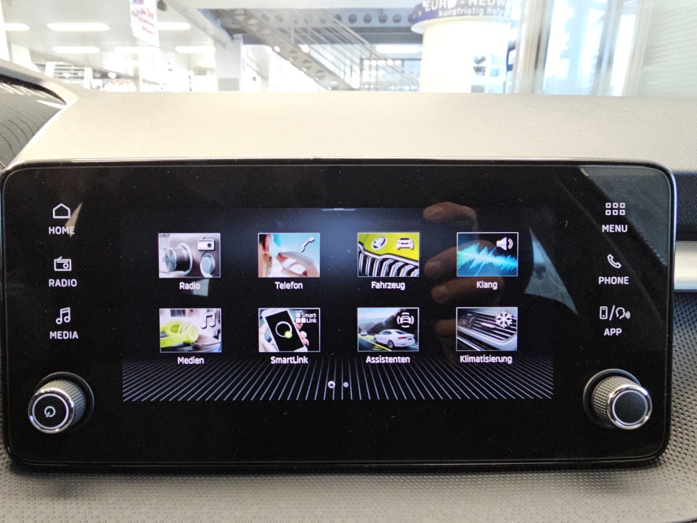 Skoda Fabia  bei Hoffmann Automobile in Wolfsburg kaufen und sofort mitnehmen - Bild 8