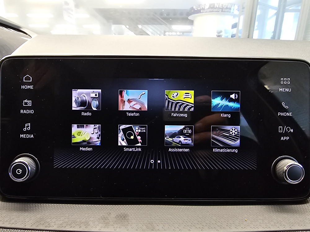 Skoda Fabia  bei Hoffmann Automobile in Wolfsburg kaufen und sofort mitnehmen - Bild 8