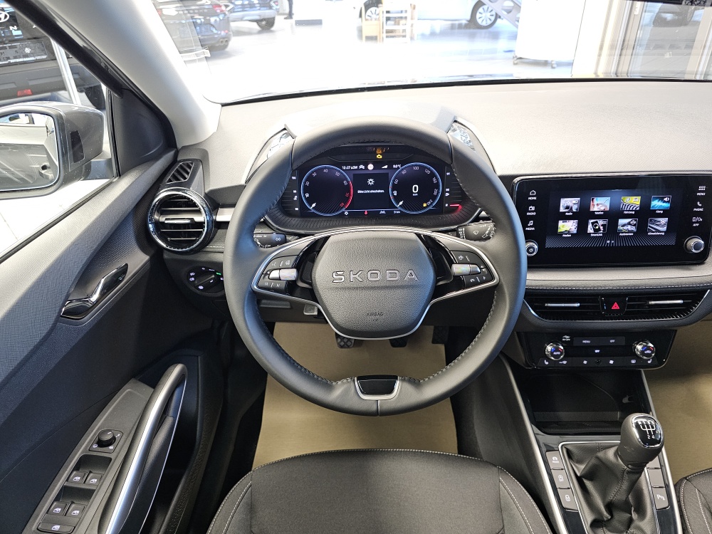 Skoda Fabia  bei Hoffmann Automobile in Wolfsburg kaufen und sofort mitnehmen - Bild 21