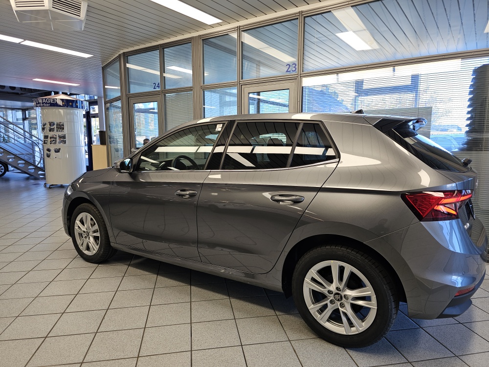 Skoda Fabia  bei Hoffmann Automobile in Wolfsburg kaufen und sofort mitnehmen - Bild 26