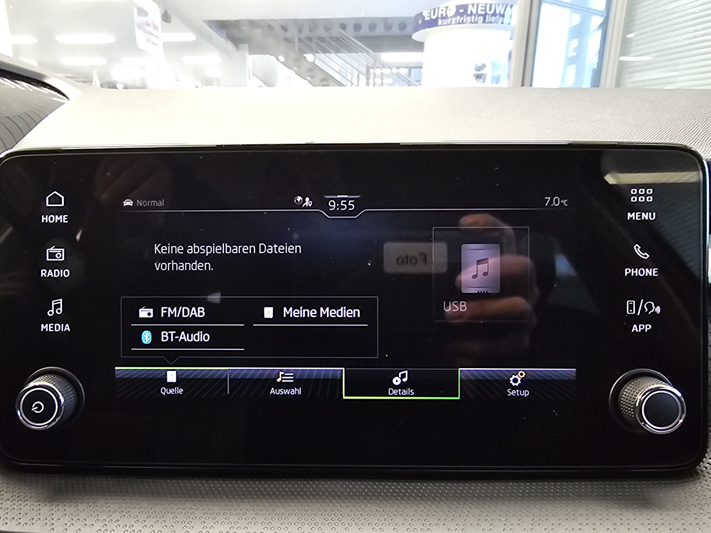 Skoda Fabia  bei Hoffmann Automobile in Wolfsburg kaufen und sofort mitnehmen - Bild 13