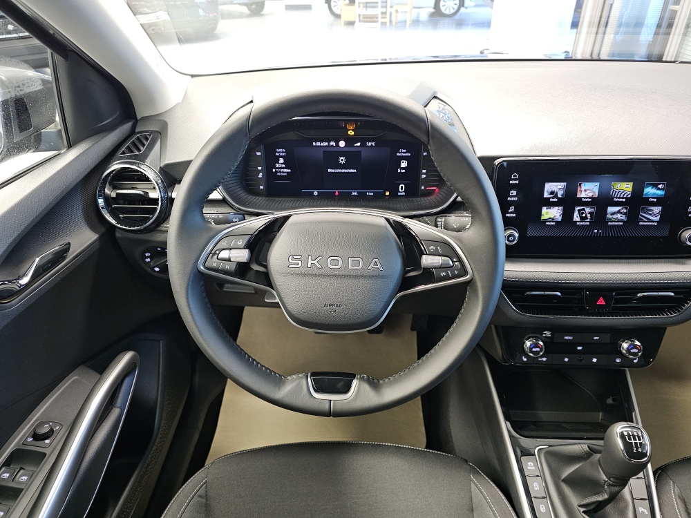 Skoda Fabia  bei Hoffmann Automobile in Wolfsburg kaufen und sofort mitnehmen - Bild 21