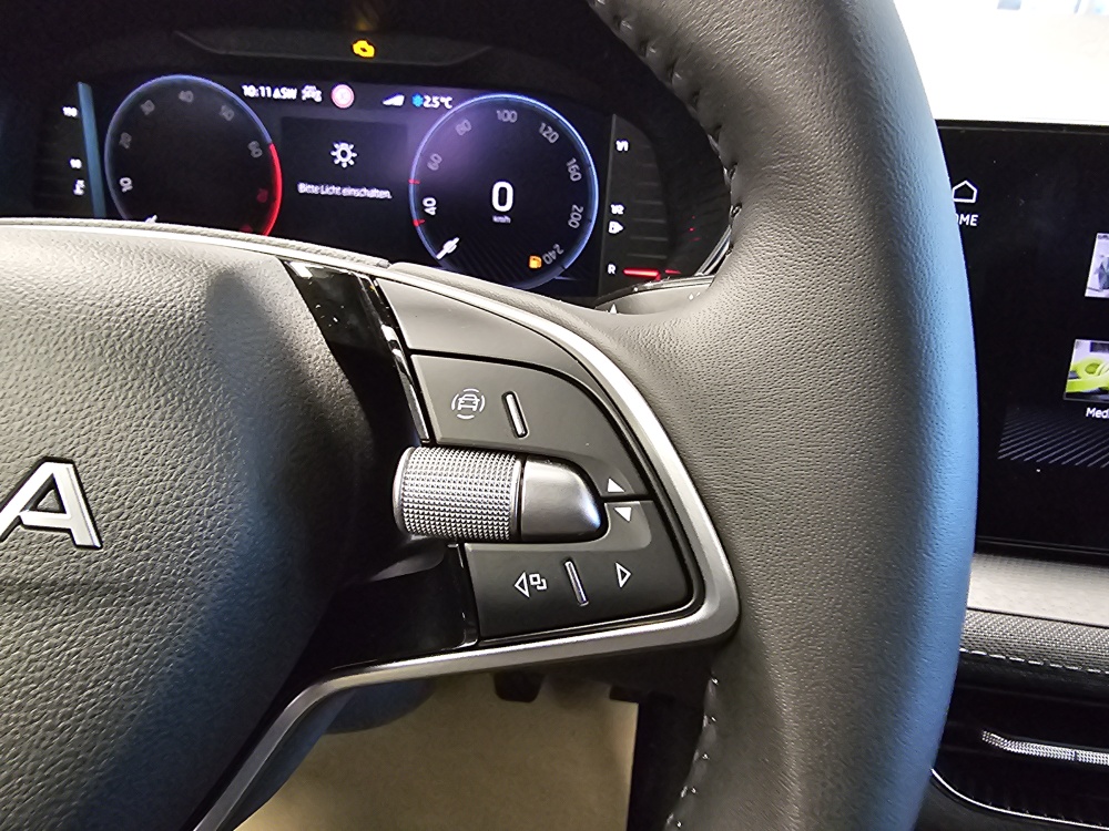 Skoda Fabia  bei Hoffmann Automobile in Wolfsburg kaufen und sofort mitnehmen - Bild 18