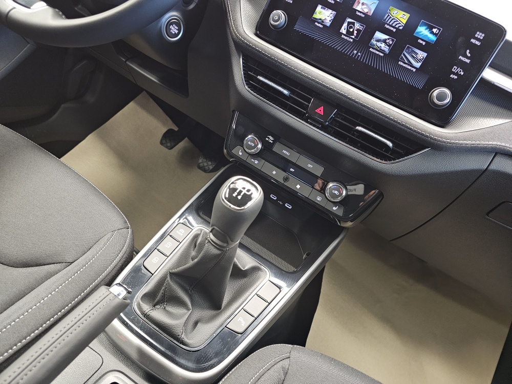 Skoda Fabia  bei Hoffmann Automobile in Wolfsburg kaufen und sofort mitnehmen - Bild 7