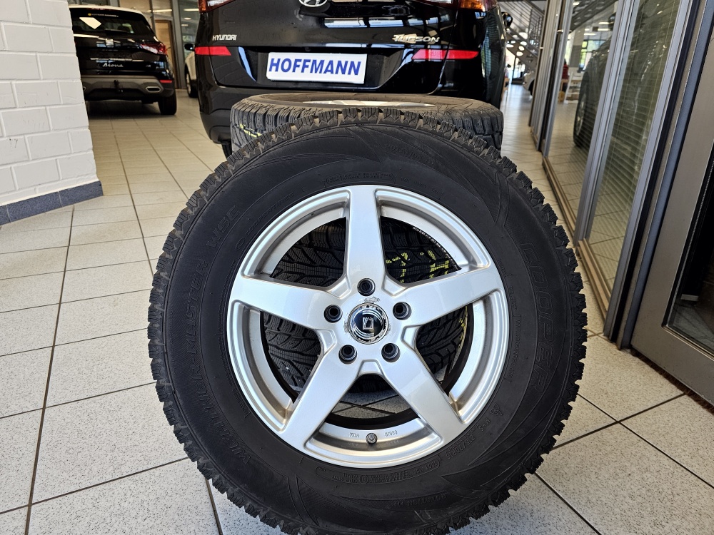 Hyundai Tucson  bei Hoffmann Automobile in Wolfsburg kaufen und sofort mitnehmen - Bild 4