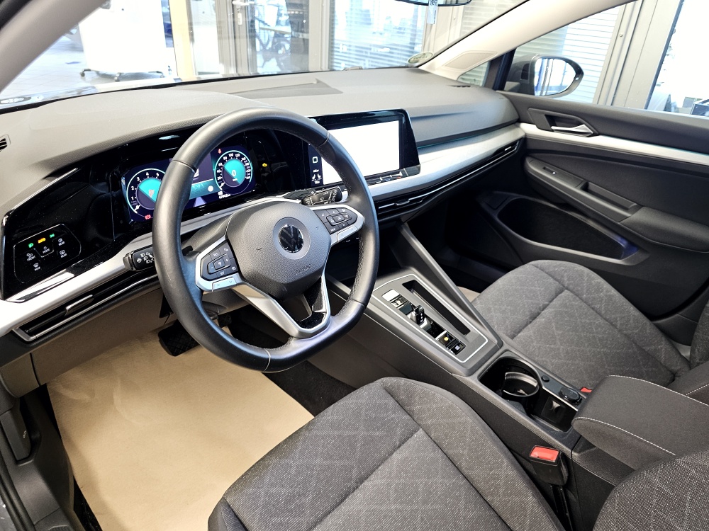 VW Golf Variant  bei Hoffmann Automobile in Wolfsburg kaufen und sofort mitnehmen - Bild 18