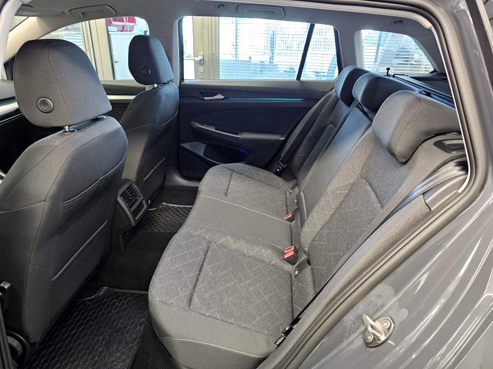 VW Golf Variant  bei Hoffmann Automobile in Wolfsburg kaufen und sofort mitnehmen - Bild 6